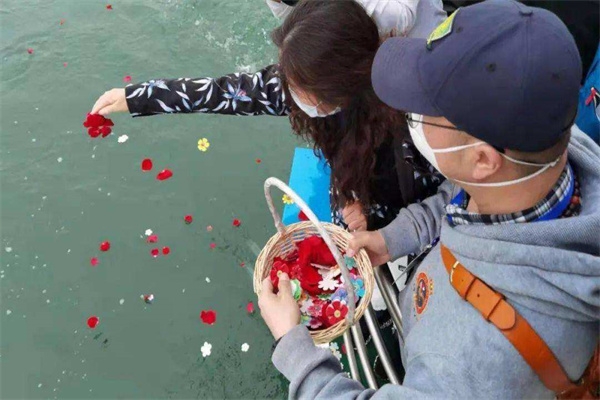 人的骨灰可以撒入大海吗